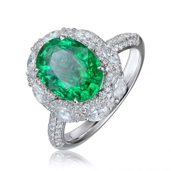 Women Jewelry Emerald Cluster Ring