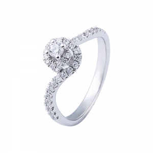 anillo de plata de la joyería del diamante