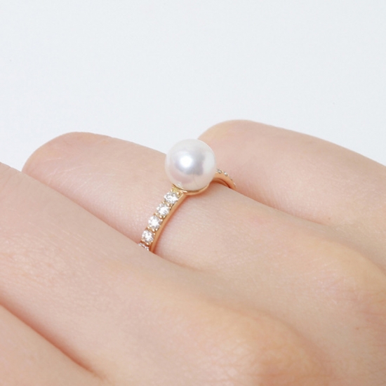 Akoya Pearls Diamond Ring