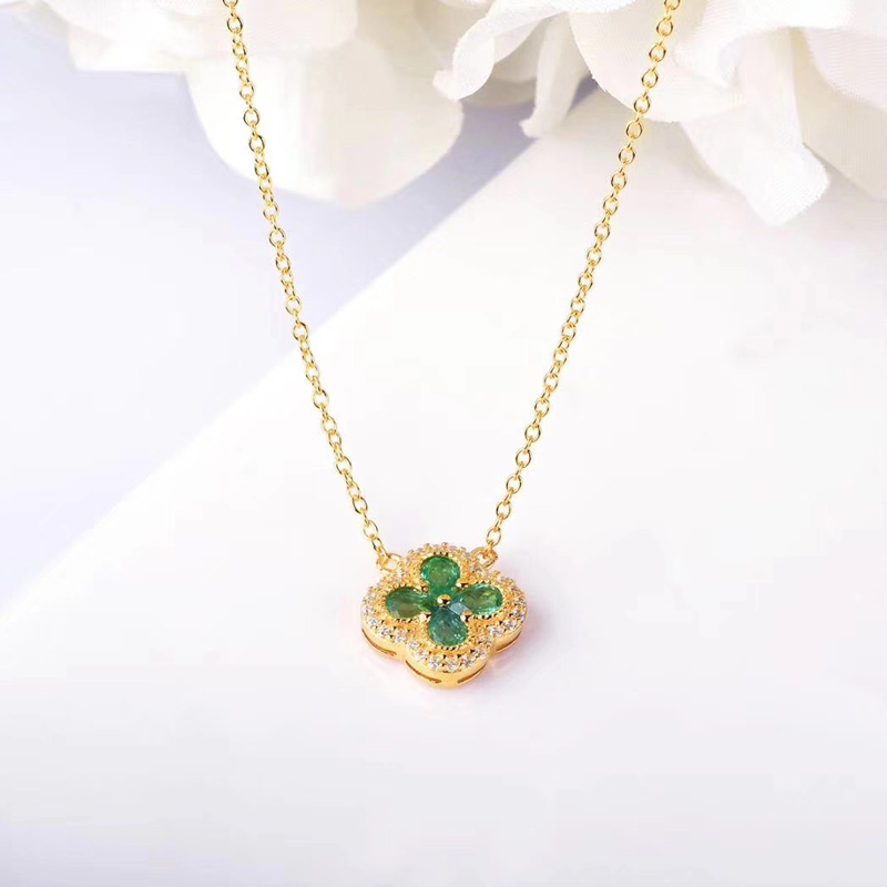 Gold and Diamond Necklace with Emerald