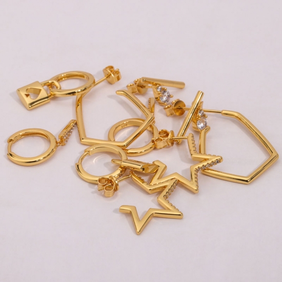 Cubic Zirconia Gold Bar Stud Earrings