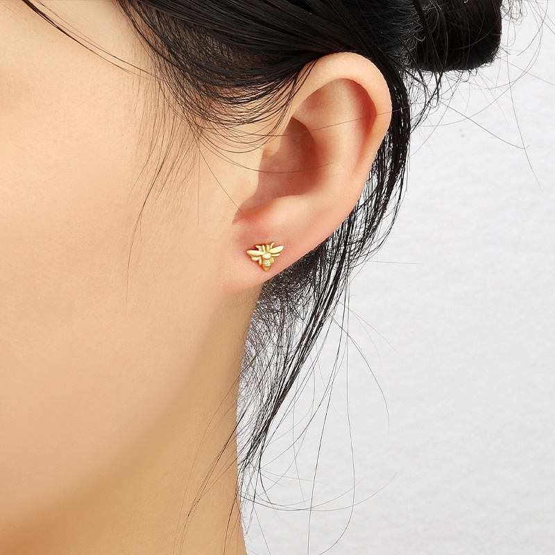 trendy cute ear piercings