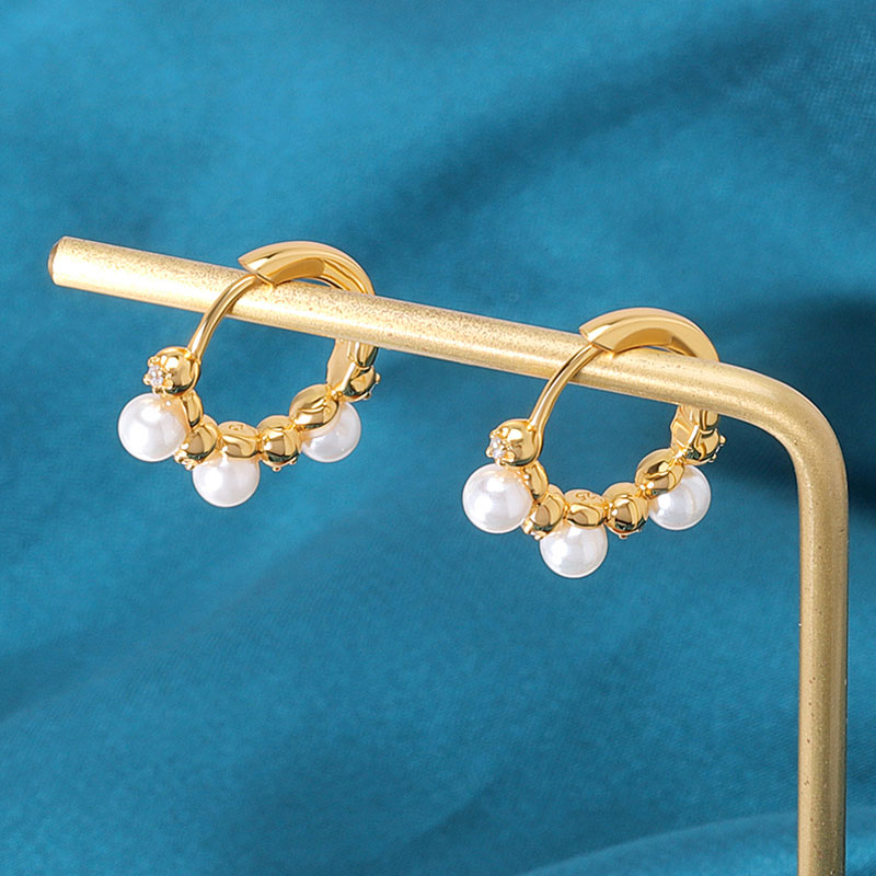 silver pearl huggie earrings