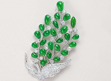El juego de joyería de jade y diamantes