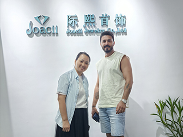 Jordan Jewelry Wholesaler Visits Joacii Jewelry