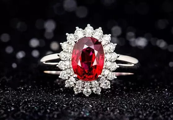 Cómo distinguir el diamante rojo y el rubí